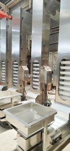 Chain-driven Z type elevator with food-grade buckets