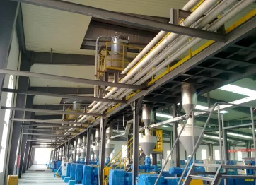 Lithium iron phosphate pneumatic conveying system with enclosed pipeline for LFP powder transport