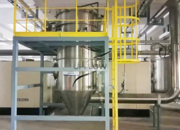 PVDF powder pneumatic conveying system for binder material with enclosed dense phase pipeline