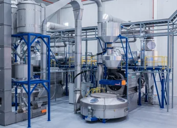Nickel powder pneumatic conveying system for battery and metal powder production