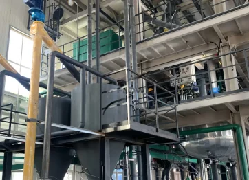 Alloy powder pneumatic conveying system transporting fine metal powder through a sealed pipeline using air flow and vacuum conveying methods