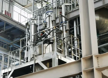 Stainless steel powder pneumatic conveying system transporting metal powder through a sealed vacuum conveying pipeline