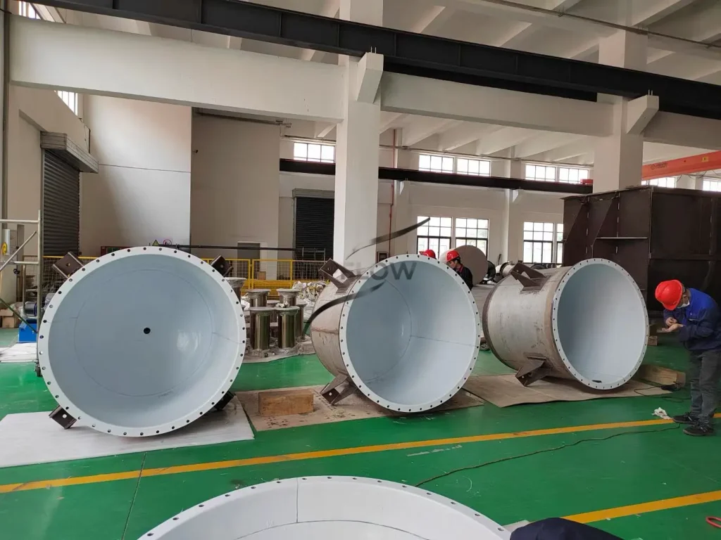 Metal powder coating for industrial equipment